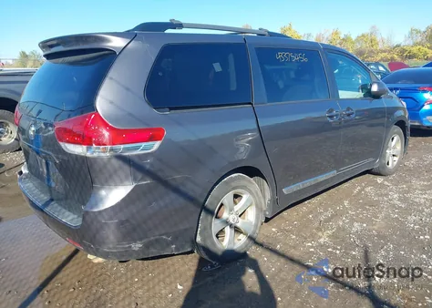 2011 Toyota Sienna Le V6 из США, поврежденный, VIN 5TDKK3DC3BS149110